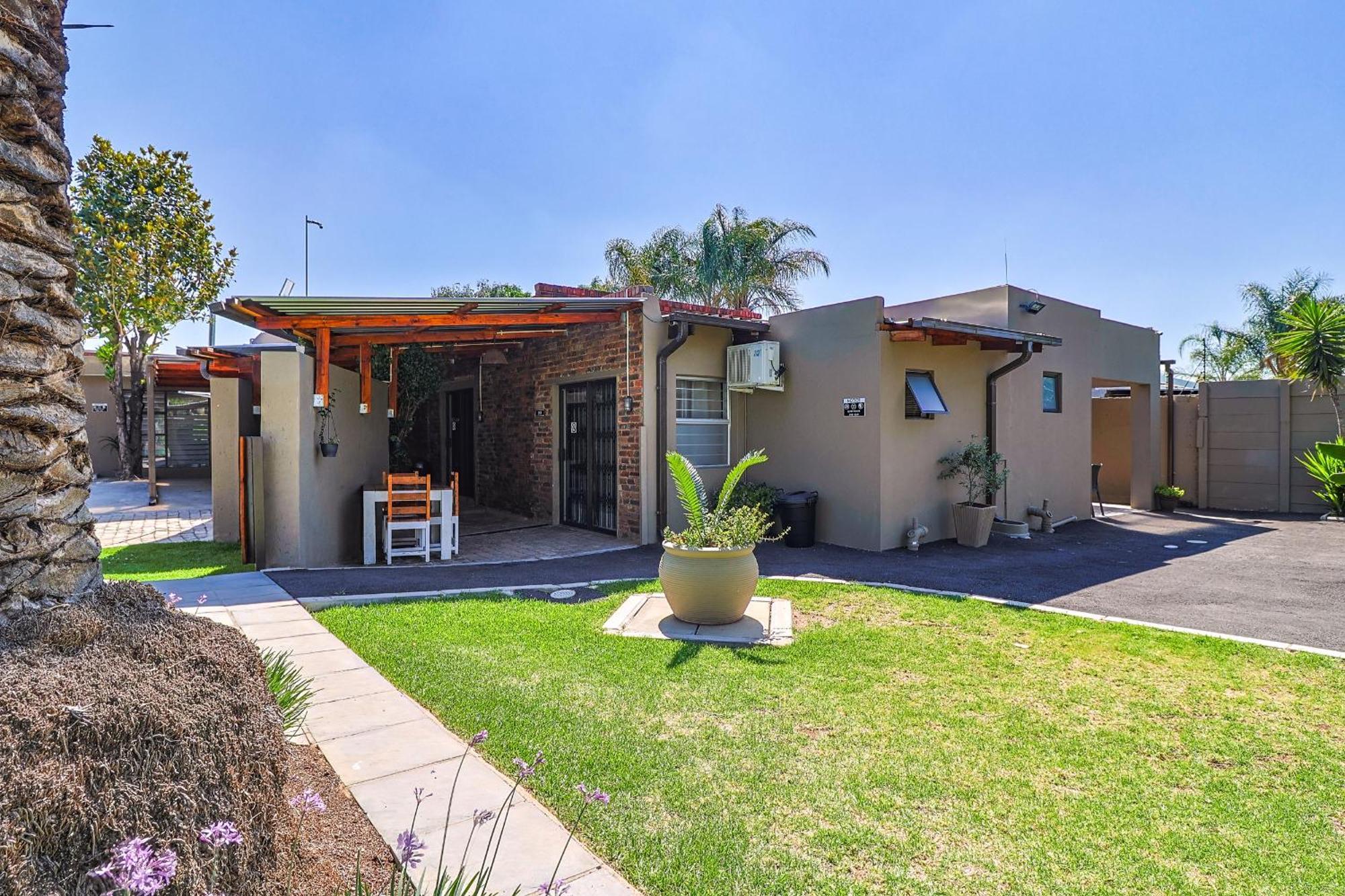 Bosveld In Die Stad 2 Guesthouse Alberton Ngoại thất bức ảnh